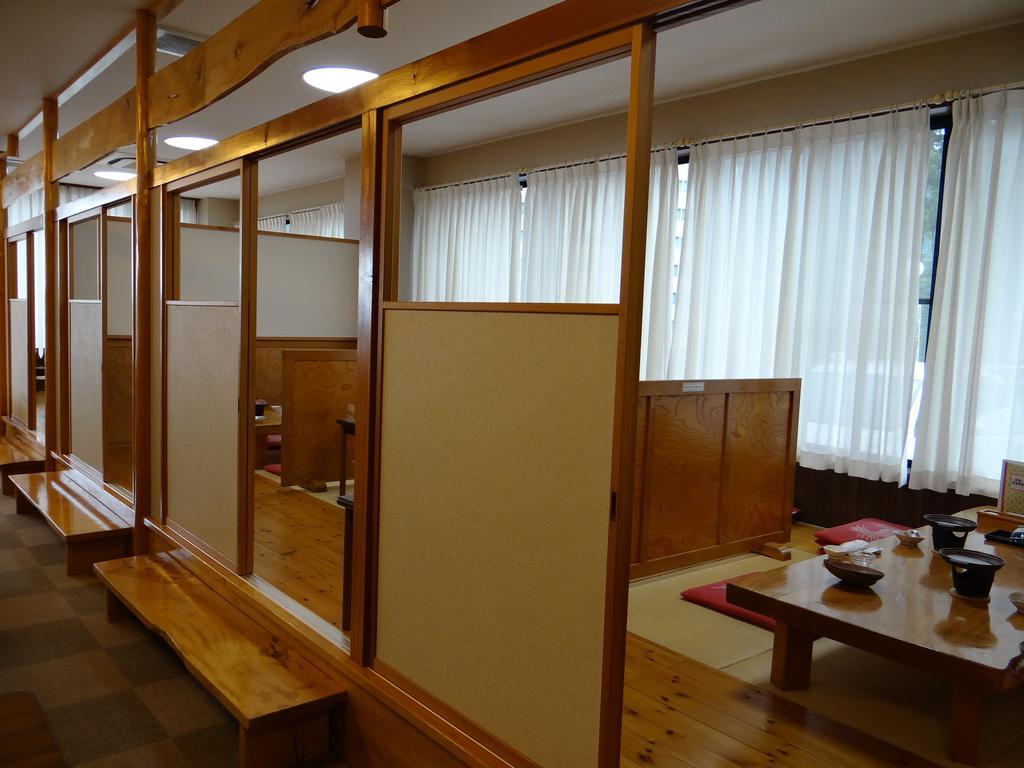 Ishiuchi Yungparunas Hotel Minamiuonuma Exterior foto